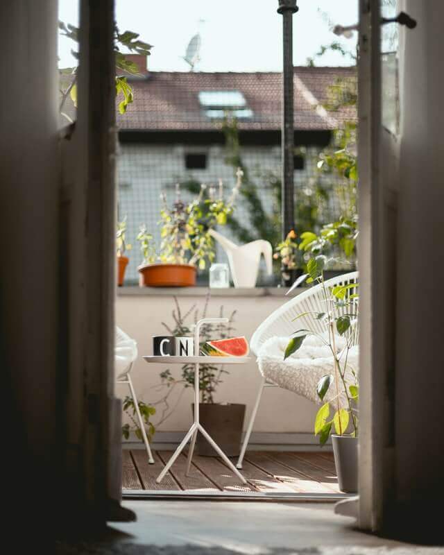 Küçük Balkon Dekorasyonu Nasıl Yapılır?